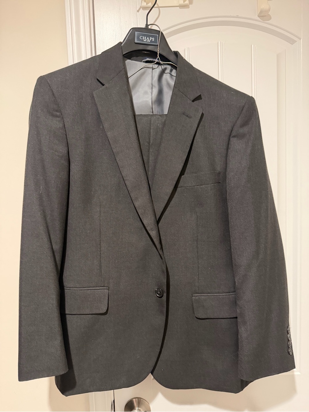 Saddlebred Men’s Charcoal Gray Two-Button Suit Jacket and pants